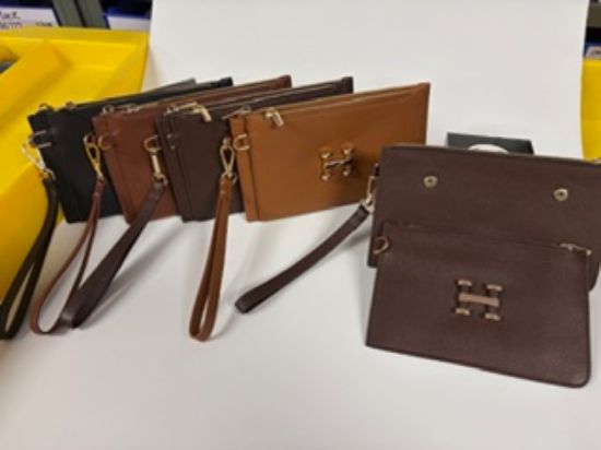 Picture of 264W Leather Wallet